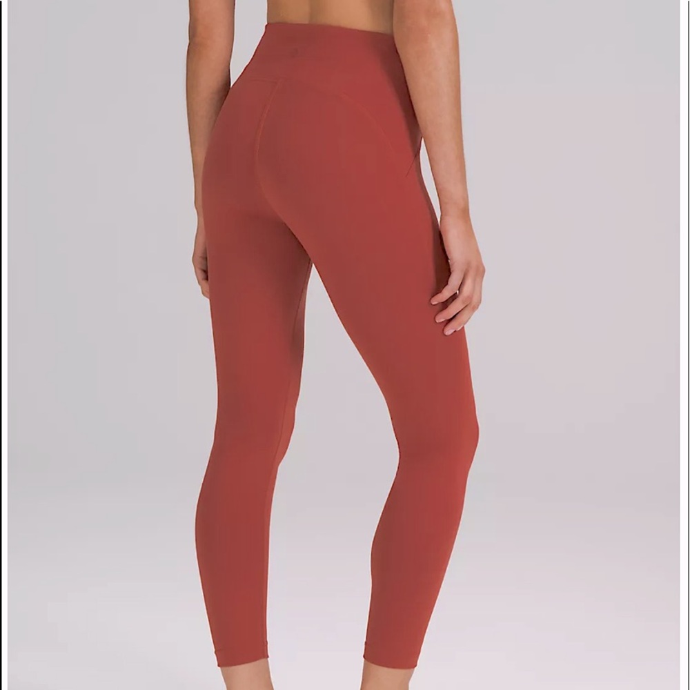 NWOT lululemon InStill High Rise Tight 25” size 6